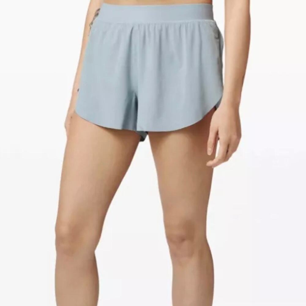 Lululemon Find Your Pace Short 3” Lined
Blue Size 8 Activewear
